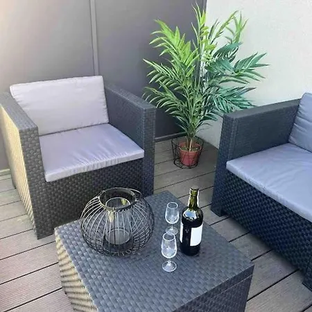 Appartamento Peaceful Brand New Duplex With A Large Balcony *