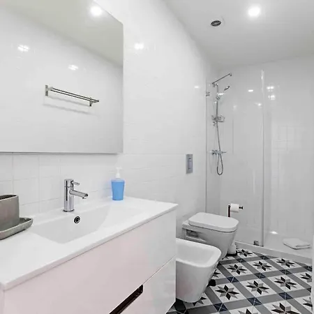Apartamento Peaceful Brand New Duplex With A Large Balcony Porto