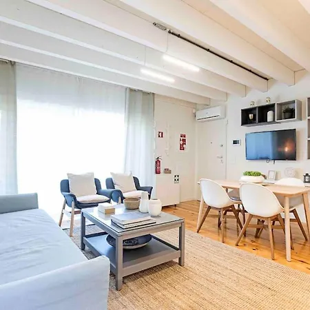 Peaceful Brand New Duplex With A Large Balcony Porto
